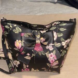 Karl Lagerfeld ParisBlack Pink Floral
Crossbody Purse Bag Bow Handbag. NWOT.